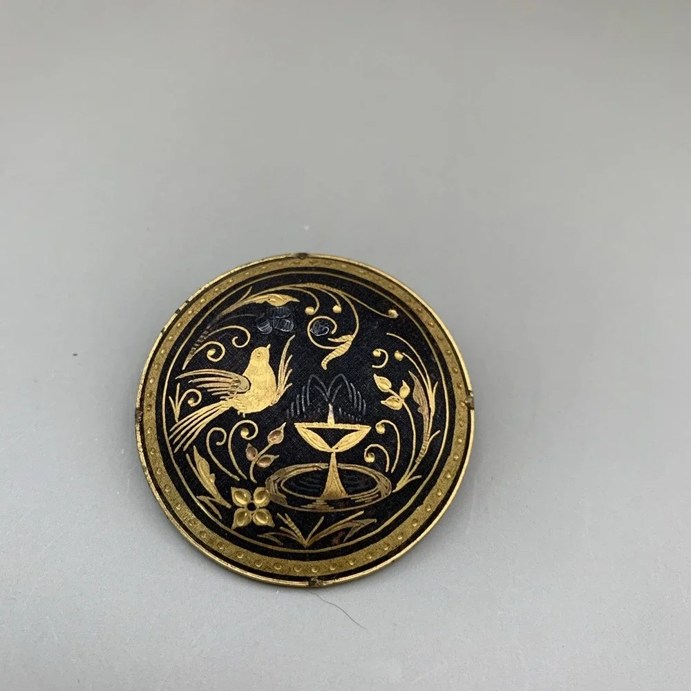 Vintage Spanish Damascene Brooch Bird And Fountain Design - Picture 2 of 10
